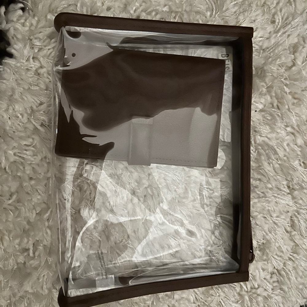 New beis maple passport and clear case